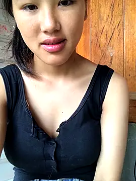 Snapshot of May_nhi chatting on 20, 9, 2025 May nhi online show from 20, 9, 2025