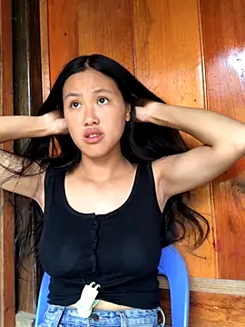 Snapshot of May_nhi chatting on 19, 9, 2025 May nhi online show from 19, 9, 2025