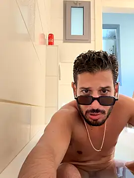husbandandwifetobe online show from 27, 9, 2025