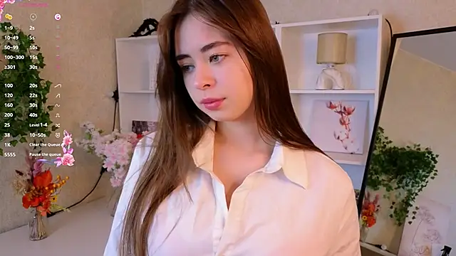 TraciMyntti online show from 18, 11, 2025