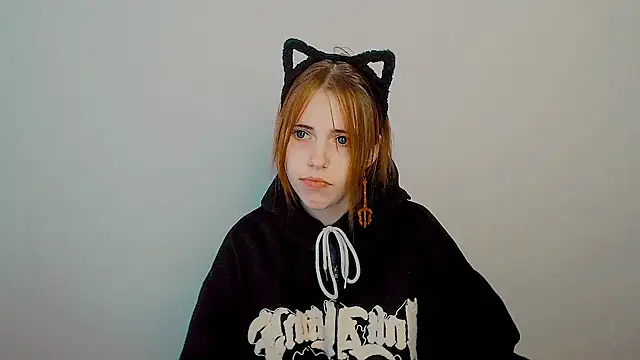 Snapshot of GuessMe___ chatting on 2, 11, 2025 GuessMe online show from 2, 11, 2025