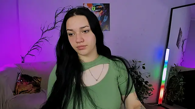 miss ella  online show from 7, 10, 2025