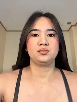 KeraEvangeline online show from 17, 12, 2025