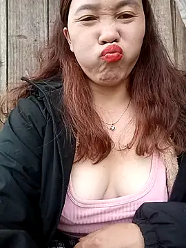 miumiu 00 online show from 11, 11, 2025