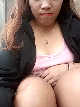 miumiu 00 online show from 8, 10, 2025