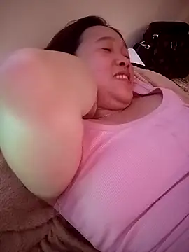 miumiu 00 online show from 19, 12, 2025