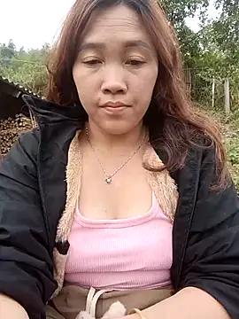 miumiu 00 online show from 9, 11, 2025