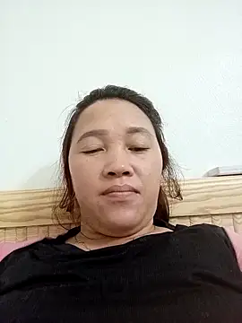 miumiu 00 online show from 19, 11, 2025