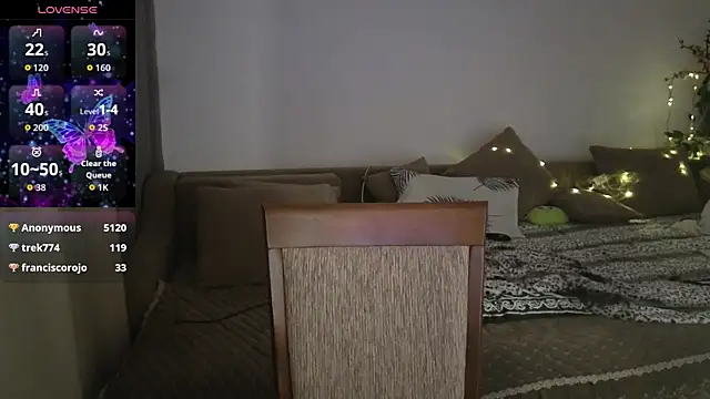 Snapshot of EvaDior13 chatting on 21, 10, 2025 EvaDior13 online show from 21, 10, 2025