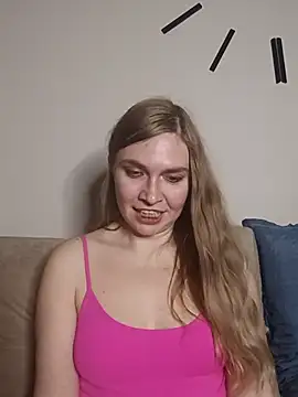 KisaVixen online show from 15, 4, 2026