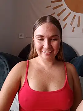 Snapshot of KisaVixen chatting on 18, 9, 2025 KisaVixen online show from 18, 9, 2025