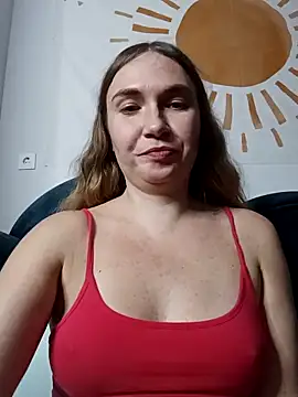 Snapshot of KisaVixen chatting on 31, 10, 2025 KisaVixen online show from 31, 10, 2025