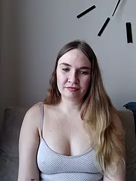 KisaVixen online show from 12, 3, 2026