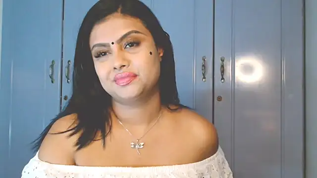 Indian GlowingMiax online show from 6, 10, 2025