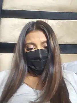 Snapshot of Indian_GlowingMiax chatting on 16, 6, 2026 Indian GlowingMiax online show from 16, 6, 2026
