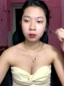 Snapshot of Phthao chatting on 24, 10, 2025 Phthao online show from 24, 10, 2025