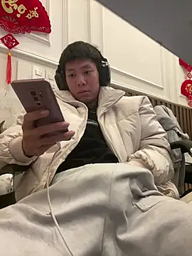 linh21107 online show from 23, 4, 2026