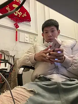 linh21107 online show from 22, 4, 2026