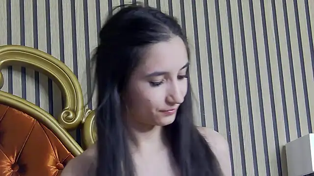 CarolinaBlair online show from 17, 4, 2026