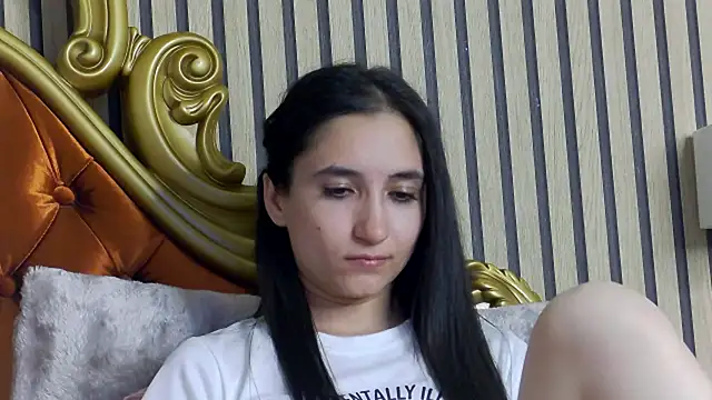 CarolinaBlair online show from 18, 4, 2026