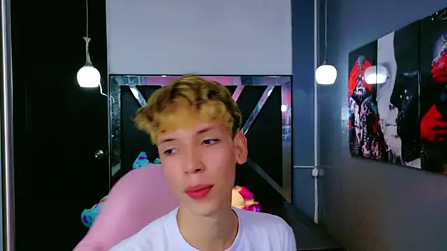 Snapshot of park_jimin1 chatting on 13, 9, 2025 park jimin1 online show from 13, 9, 2025