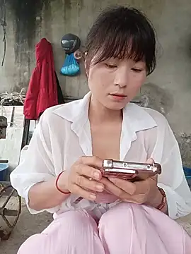 Snapshot of linda_bae00 chatting on 19, 5, 2026 linda bae00 online show from 19, 5, 2026