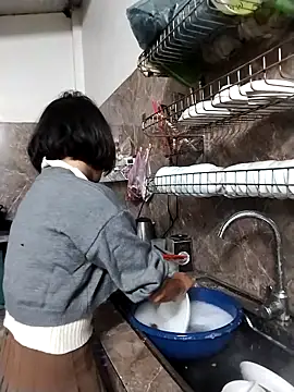 linda bae00 online show from 3, 11, 2025