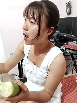 linda bae00 online show from 15, 10, 2025