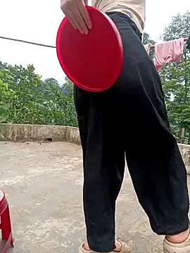 linda bae00 online show from 21, 4, 2026