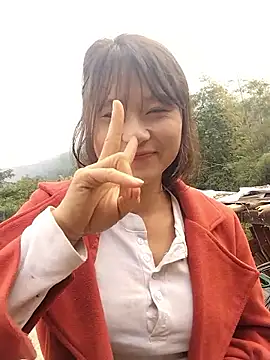 Snapshot of linda_bae00 chatting on 19, 12, 2025 linda bae00 online show from 19, 12, 2025