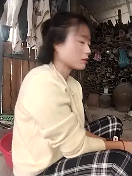 Snapshot of linda_bae00 chatting on 2, 2, 2026 linda bae00 online show from 2, 2, 2026