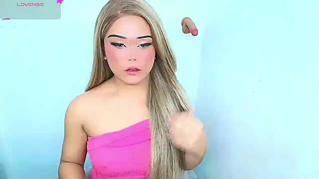 Cassandra Luxx online show from 14, 11, 2025