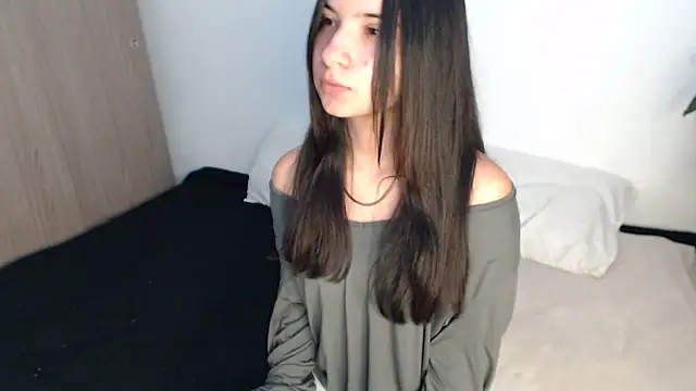   abrill   online show from 27, 10, 2025