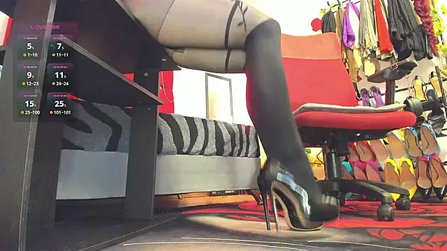 candy conrad online show from 19, 3, 2026