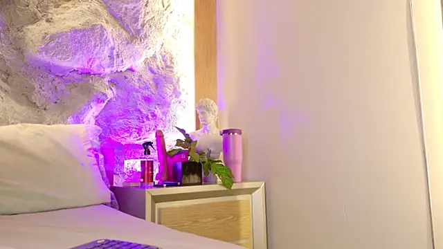 danna dusky online show from 8, 3, 2026