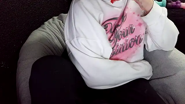 fetishslut4u online show from 2, 10, 2025