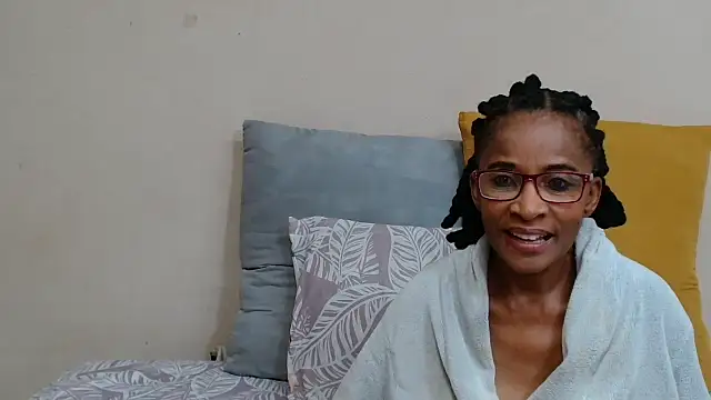 SugarPoppy24xxx online show from 13, 10, 2025