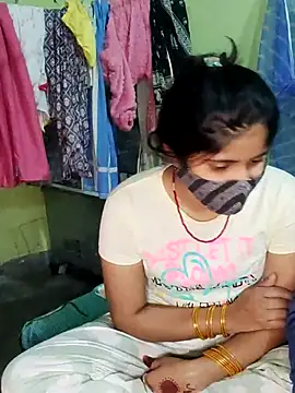 Desi masti69 online show from 2, 12, 2025