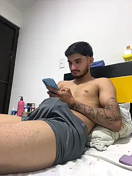 Snapshot of Nas-z09 chatting on 12, 9, 2025 Nas-z09 online show from 12, 9, 2025