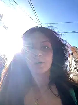 Danielaeliana online show from 17, 11, 2025