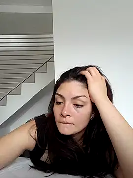 Danielaeliana online show from 6, 11, 2025