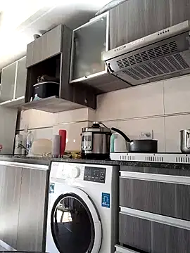 Danielaeliana online show from 26, 11, 2025