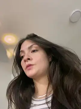 Danielaeliana online show from 19, 4, 2026