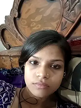 Komal0099 online show from 2, 11, 2025