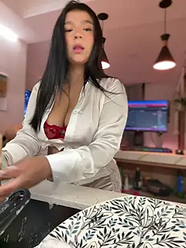 Tomas Olivia online show from 6, 3, 2026