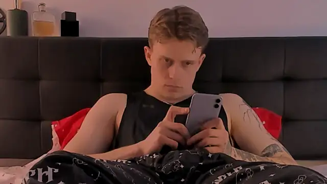 TalkingHead 0  online show from 18, 3, 2026