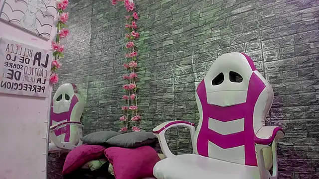 karoll  sex online show from 26, 2, 2026