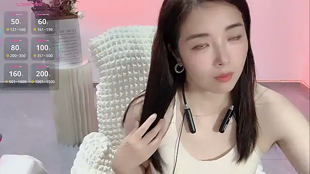 Xiali-166 online show from 20, 9, 2025