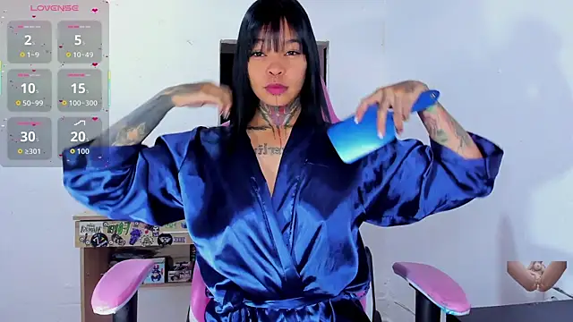 AikoKimura online show from 15, 10, 2025