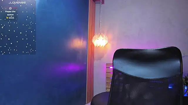 Daiisy kiss online show from 27, 11, 2025